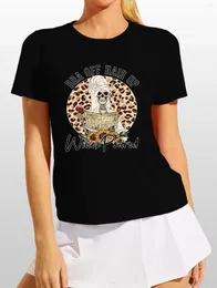 Magliette da donna stampa leopardo girasole che indossa un cranio di accappatoio che beve vino rosso lettura di vino versato a collo rotondo t-shirt