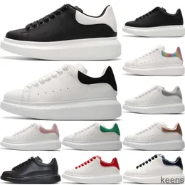 2024 새로운 레이스 업 섬세한 공식 신발 스포츠 신발 보드 신발 한 쌍의 캐주얼 디자이너 하이힐 보트 슈즈 작은 흰색 신발 선임 감각