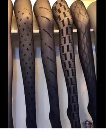 Mulheres leggings letra perfumada Cisca de meia -calça Hollow Flocking Calças de pesca fina Meias de rede através de meias de fundo sexy 4458226