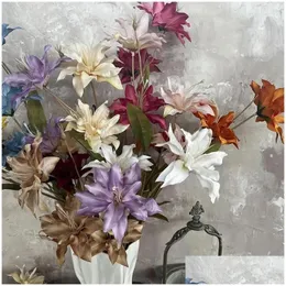 装飾的な花の花輪レトロ人工シルク3ヘッドリアルなユリのパーティー装飾ホーム偽の花のアレンジリビングルーム博士dh4rk