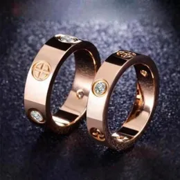 4 mm 6 mm Titanio Ateel Silver Love Ring Men and Women Rose Gold Rings for Lovers Couple Gioielli Ringi di gioielli intero KR001346i