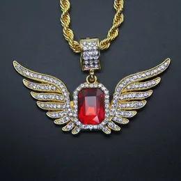 Hip Hop Angel Wings com grande colar de pingente de rubi vermelho para homens Mulheres geladas de joias238W