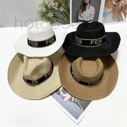 Breitkrempeln Hats Eimer Designer gebogen