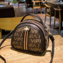 이브닝 가방 라이브 복지 가방 여자 2023 패션 한국어 버전 다목적 작은 꿀벌 여자 One Shoulder Crossbody Phone Bag