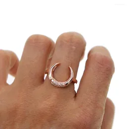 Klusterringar Rose Gold Color Fashion Jewelry USA Size 6 7 Minimalist Delicate Crescent CZ Moon Factory Wholesale Drop Ring