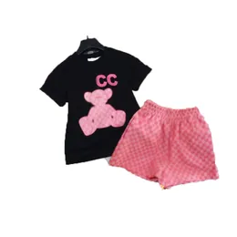2024 Luksusowe zestawy odzieży designerskiej Dzieci Koszulka Pink Camel Krótka moda Brytyjska marka mody Summer Childrens Treasures and Girls Cotton Dwuczęściowy