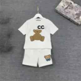 مصمم سترة فاخرة مجموعات ملابس الأطفال T Shirt Little Bear Camel Monogrammed Monstst Fashion British Dhgate العلامة التجارية الصيفية للأطفال