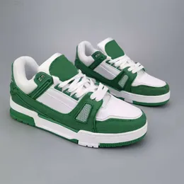 10A Designer de primeira linha no atacado Treno de tênis de luxo de luxo Sapatos casuais canela em couro branco Verde Red Letter Oplica