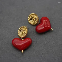 Dangle Ohrringe Europäischer und amerikanischer Außenhandel mittelalterlicher Minderheit Schmuck rotes Liebe Handbefeuerte Glas Retro Frau