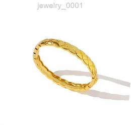 Bangle de esmagamento clássico Gold Amarelo Projeto estreito largo sem manguito de pedra cor de pulseira para jóias femininas 210408 L80E