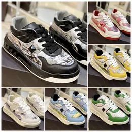Designer Pace Low Top Sneakers womens Men Split Leather Casual Shoes Fabric print pattern Calfskin Rivets Skateboard Comfort Coach Shoes