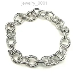 Dy Circle Link Chain Charm Designer Armband för kvinnliga kubanska kedjor Diamonds mode retro lyxfest födelsedagsmycken gåva populärt i Europa och Amerika 6h9j