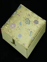 Silk Brocade Jewellery Gift Boxes Square Cotton Filled Keepsake Box High End Bangle Bracelets Box 2pcslot Mix Color 1129624