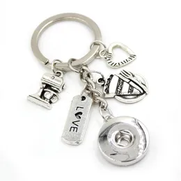 New Arrival DIY 18mm Snap Jewelry Cup Cake Baker Key Chain Handbag Charm 18mm Snap Keychain Key Ring Baking Bakers Gifts for Men W260u