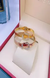 Bracelet Titane Acier Diamant Bracelets Pour Femme Bracelets Accessoires Haut De Gamme Design Tendance Filles Creux Ceinture Boucle BijouxBangl7131396
