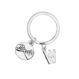 Keychains 12pc letra inicial de atacado W Pinky Swear Gesto Charme Chavejante Amigo Amor Casal namorado Namorada Presente Promise de DIY