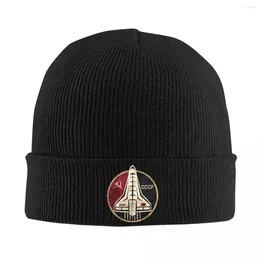 Berets CCCP Yuri Gagarin Space Knitted Hat For Women Men Beanies Winter Hats Acrylic Shuttle Emblem Warm Melon Cap