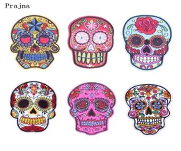 Prajna Punk Rock Skull Borderyer Patches Acessório Vários Estilo Flor Rose Skeleton Ferro em adesivos de roupas de motociclista Appl3717017