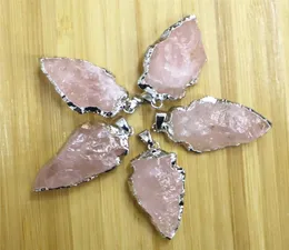 Pendant Necklaces Fashion Raw Ore Gemstones Transparent Quartz Aura Charm Necklace Arrow Head Rough Healing Point Natural Stone Pe6264250