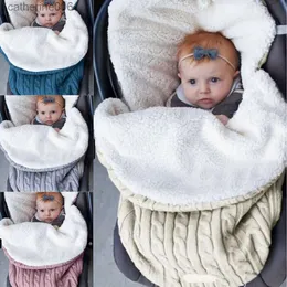 Sleeping Bags Ylsteed Newborn Baby Winter Stroller Wrap Blanket Footmuff Toddler Thick Warm Knitted Swaddle Sleeping BagsL231225
