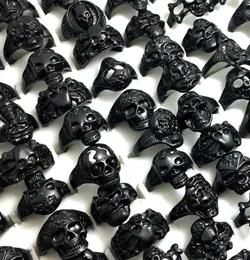 Bulk lots 50pcs Styles Mixed Black Plated Skull Skeleton Gothic Ring Whole Man Boy Punk Cool Rocker Metal Rings New Arrival Je2970133