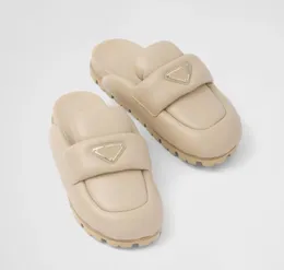 Kış Ayakkabıları Sıcak Shearling Terlik Daireleri Yumuşak Yastıklı Nappa Deri Katırlar Çizgiz Mule Loafers Kadın Platformu Fırçalanmış Kauçuk Ayakkabı Üçgen Logo 35-41Box