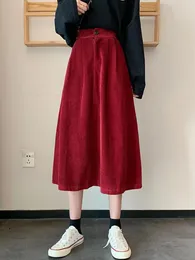Spódnice Vintage Red Slim Festival Party Corduroy Spódnica Kobiety jesienne zima czarna wysoka talia A-line plisowana długa brązowa prosta trend