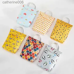 Sacos de dormir Bolsa de armazenamento de bebê multifuncional Impressão de fraldas à prova d'água Bolsa de armazenamento de mamãe fralda portátil Bagl231225