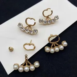 مسمار مصمم مسمار القرط Crystal Pearl Stone Charm Charm Stud Geometric 2024 الشهيرة رسائل Women Rhinestone Pearls الزفاف على قدم المساواة