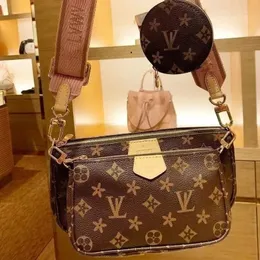 Axelväskor crossbody luxurys designer väska 10a mode kvinnors handväskor bokstäver dumpling dumplings handväska damer kors kropp koppling hög kvalitet totes plånböcker plånböcker