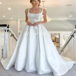 Simple Boho Wedding Dress Sexy Spaghetti Straps Satin A Line Country Garden Bridal Gowns 2024 Court Train Scoop Neck Bride Dress Robe De Mariage Viestios De Novias