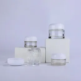 Großhandel Flaschen 15g 20g 30g 50g nachfüllbare kosmetische Schönheit Make -up Clear Glass Persönliche Pflegecreme mit weißer Kappe TGRFH