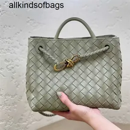 Luxury Andiamos Bag Bottegaaveneta äkta läder 7a vävd juridisk kopia Deisgner Online Shop 2023 Ny liten handväska en axel crossbody vegetabilisk baskewq