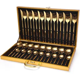 24PCS Gold Dinnerwaren Set Edelstahl Tischgeschirrmesser Fork Löffel Luxus Castlery Set Giftbox Flätsel Utensilien für Küche 231222