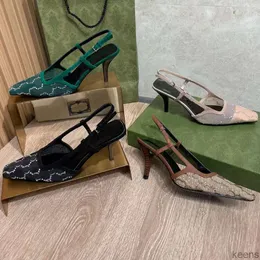 Sapatos únicos impressos com cabeça quadrada, sapatos de moda, sandálias, designer clássico, elegância requintada, sentido avançado, sapatos de dança simples, temperamento