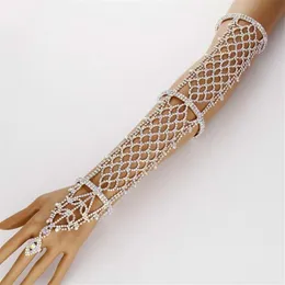 البيان النسائي Pave Crystal Rhinestone Arm Hand Chain Cuff Ring Bracelet Bracelet Bridal Celebrity Belly Dancer Noledr2650