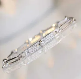 V Guldmaterial Lyxig kvalitet Bangle Punk Charm Armband med diamant två färger pläterade för kvinnor Bröllopsmycken Present PS6944995