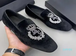 SS Designer Herren039s Schuhe Mode Samt Top Luxus und bequeme lässige Marke formale Schnürsenkel Schuhkarton
