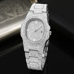 Liebhaber Stil Frauen Männer sehen Top -Marken Luxus -ICED Out GOLD Diamond Watch für Männer Frauen Platz Quarz wasserdichtes Armbandwatc248v