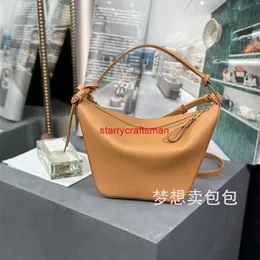 Hammock Hobo Bag Damen Luxus Umhängetaschen Loewies 2024 Italienisch importiertes Kalbsleder Hammock Single Shoulder Diagonal Unterarmtasche Hobo Lunch Box Hammock HB2J