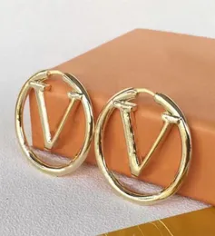 2021 Designer Letter Stud örhängen Fashion Gold Hoop Earring For Lady Women Party Jewellery New Wedding Lovers Gift Engagement5260252