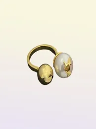 Anelli d'oro dal design classico, lettera di moda, anello con fascia di perle, bague per le donne, amanti del matrimonio, festa, regalo Gioielli9606089