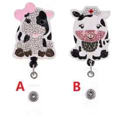 Bonito chaveiro animal vaca strass retrátil id titular para nome da enfermeira acessórios crachá carretel com jacaré clip9501021