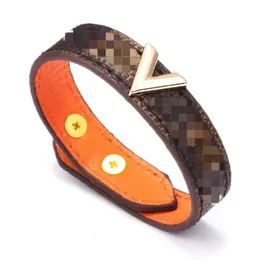 Bangle Charm -armband charm armband läder armband mode lås armband klassisk smyckesdesigner armband platt märke metall för män och kvinnor älskare smycken
