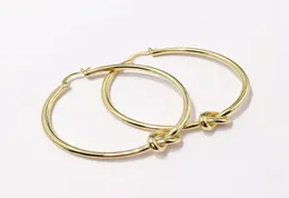 2021 gute Ohrringe für Damen, Charm-Designer-Schmuck, Gold-Ohrringe, Ohrstecker, hypoallergen, zum Binden eines Knotens, Kupfer-Galvanisierung, Mode, Teil 5843667