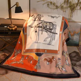 Bianco arancione Coperta di design di lusso coperta stampa cavallo palazzo corte divano letto Doppio strato di velluto di volpe quadrato top designer tappeto coperte decorazioni per la casa