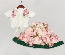 2023 New Highend Baby Clothing Sets Girls Short Sleeved Suits Summer Children Western Style European 및 American Style Skirt Kid2745605