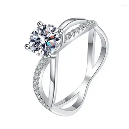 클러스터 링 JZ0020 Lefei 패션 유행 고급 컬러 D 1CT 클래식 Moissanite Crown Ring Women S925 Silver Wedding Elegant Fine Jewelry