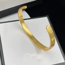 Manşet Goldplated Cuff Klasik Basit Pirinç Malzeme Ünlü Kişilik Bilezik Pulsera Yüksek Kalite