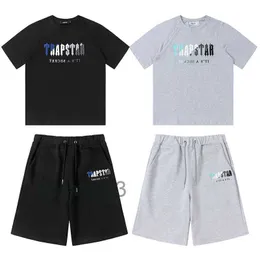 Mens T Shirts Trapstar T Short Shorts Top Quality Chenille Thanddukar Sex färger broderade spårningsdräkter höga tyger Korta kostymer Summerkläder för män och wo y836